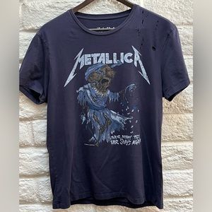 Metallica Vintage Tee with “grunge holes” Men’s Medium